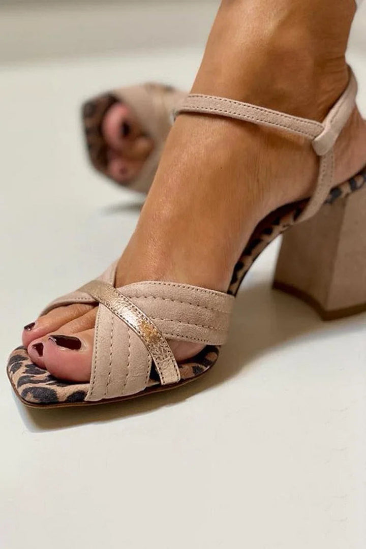 Sandali con tacco largo eleganti e confortevoli per donna