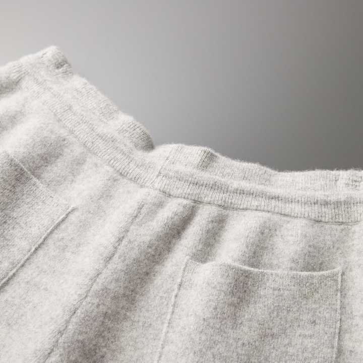 Pantaloni uomo in cashmere eleganti e ultra confortevoli