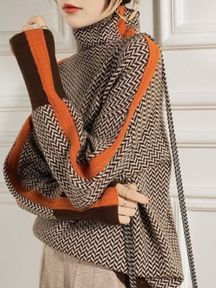 Maglione donna dolcevita a righe contrastanti elegante e morbido