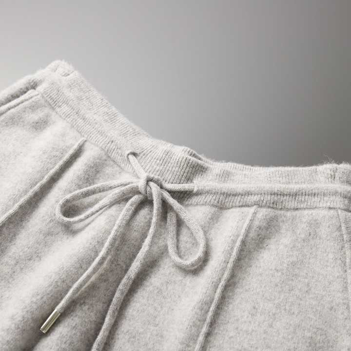 Pantaloni uomo in cashmere eleganti e ultra confortevoli