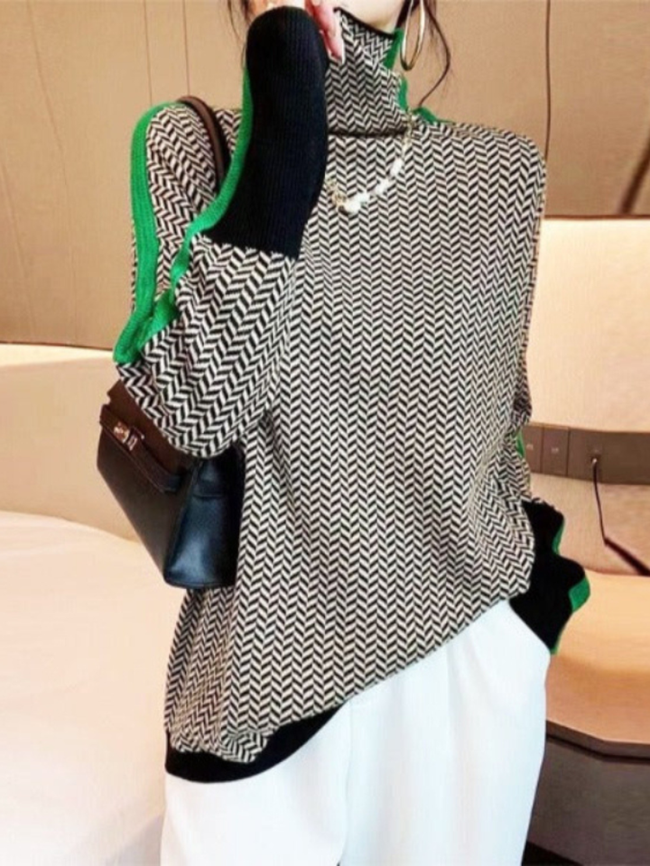 Maglione donna dolcevita a righe contrastanti elegante e morbido