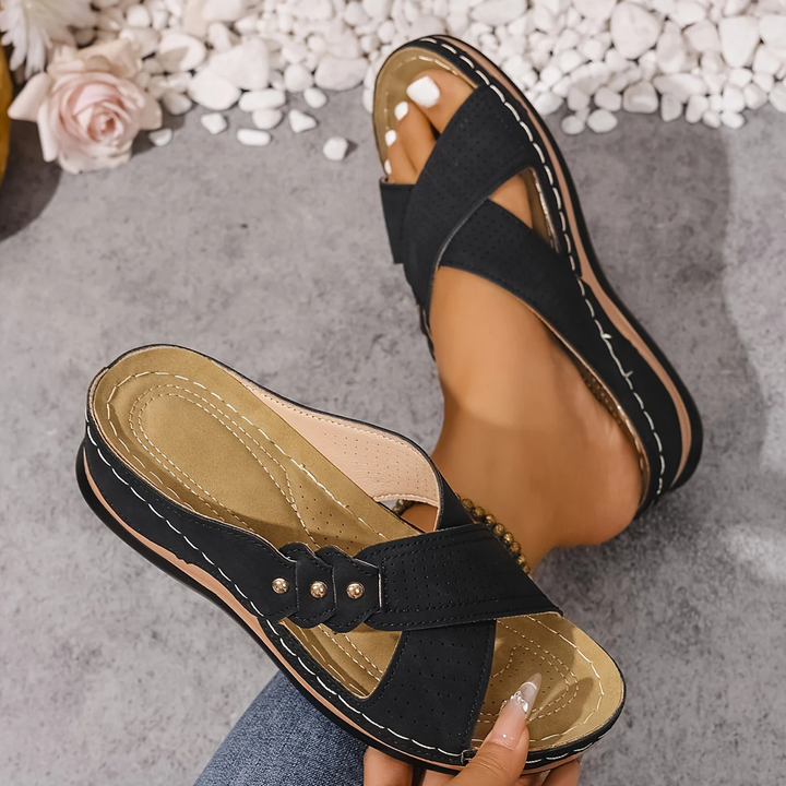 Sandali ortopedici donna con zeppa comoda ed elegante