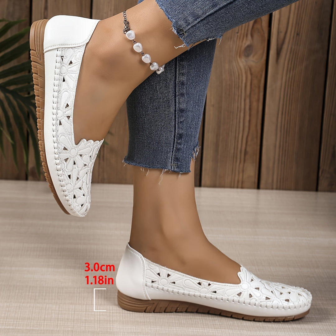 Scarpe slip-on traforate eleganti e confortevoli per donna