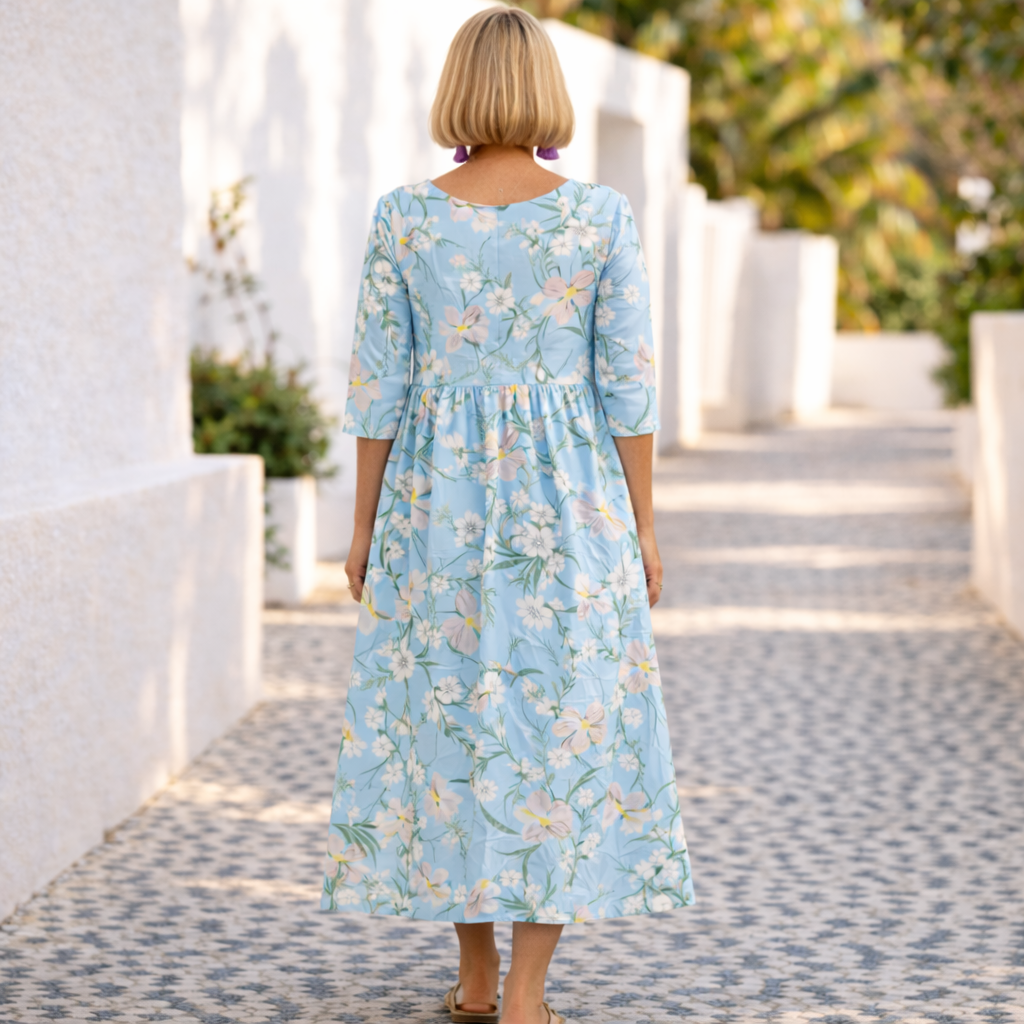 Abito lungo fluido da donna con stampa floreale elegante