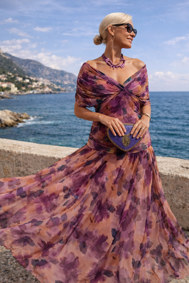 Abito lungo floreale elegante da donna fluido e raffinato