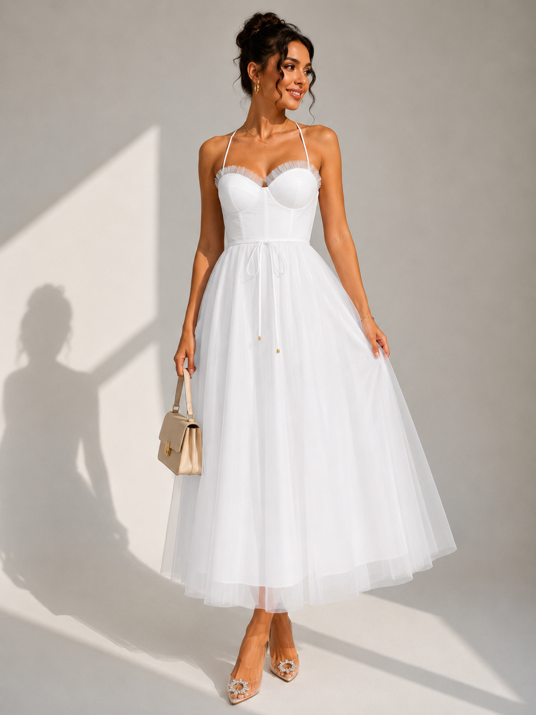 Abito midi elegante in tulle con schiena scoperta