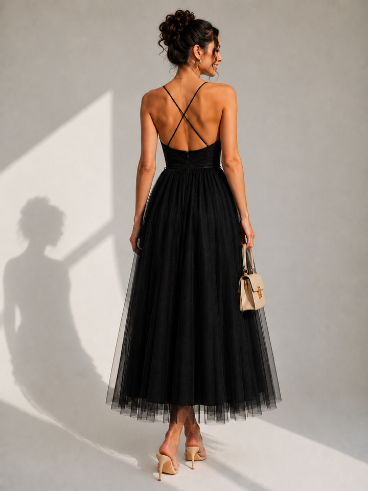 Abito midi elegante in tulle con schiena scoperta