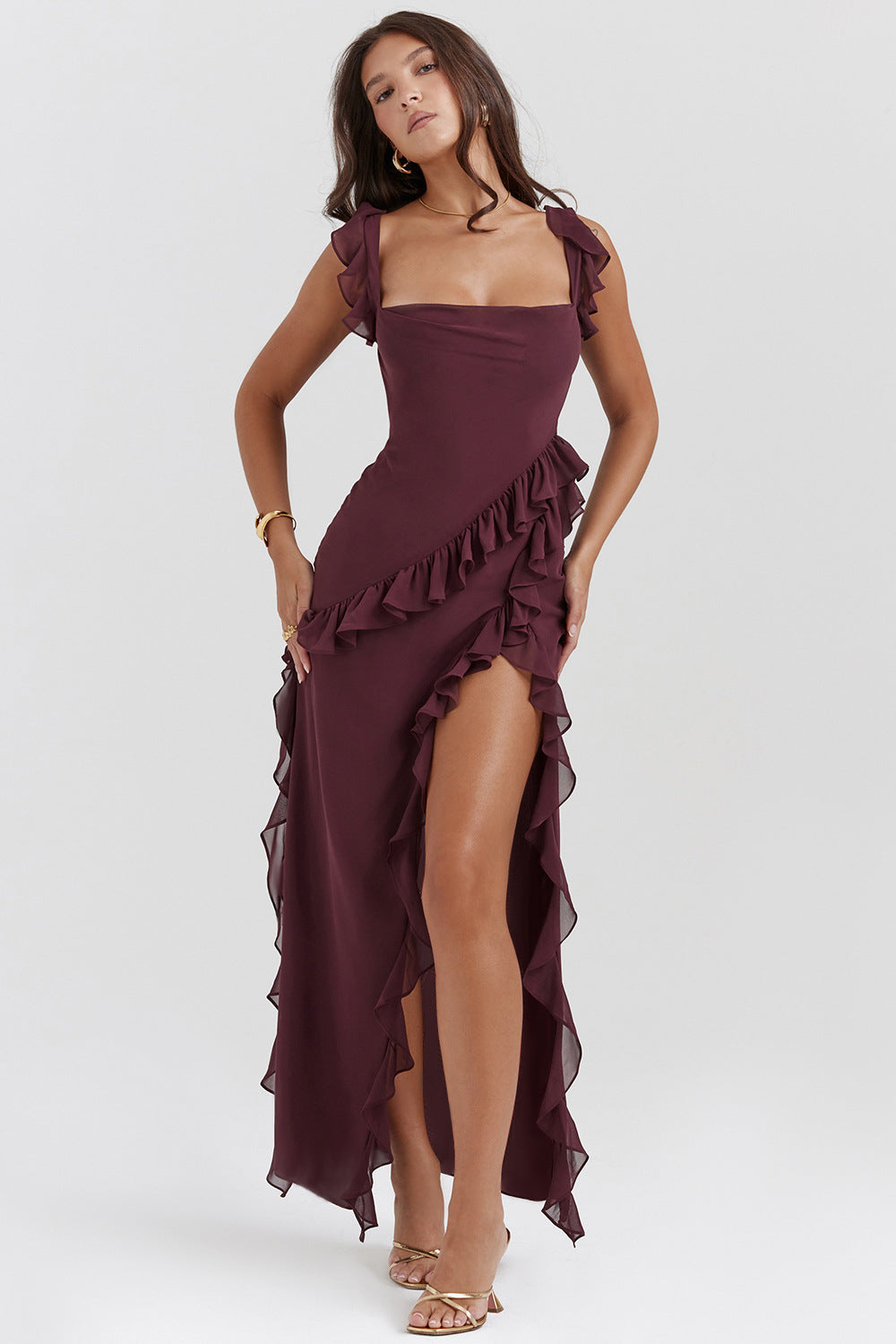 Abito lungo estivo marrone donna con spalline sottili elegante