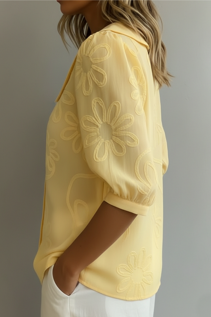 Blusa elegante da donna con collo rotondo e ricamo floreale