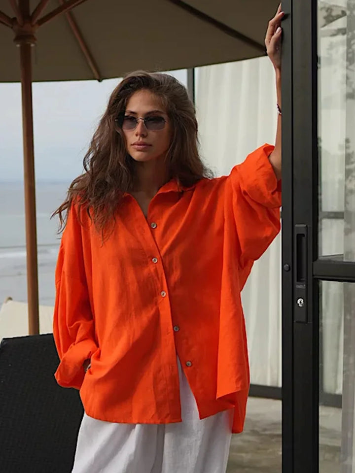 Camicia in cotone leggera e casual da donna
