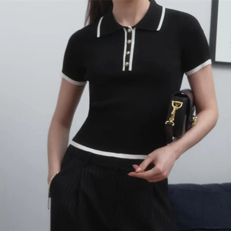 Polo donna elegante e aderente