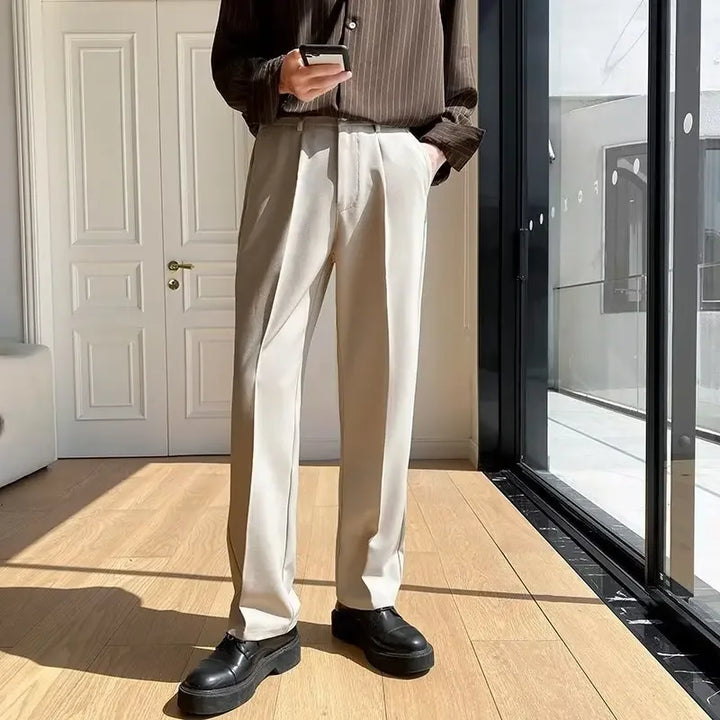 Pantaloni uomo eleganti a gamba larga comodi e moderni