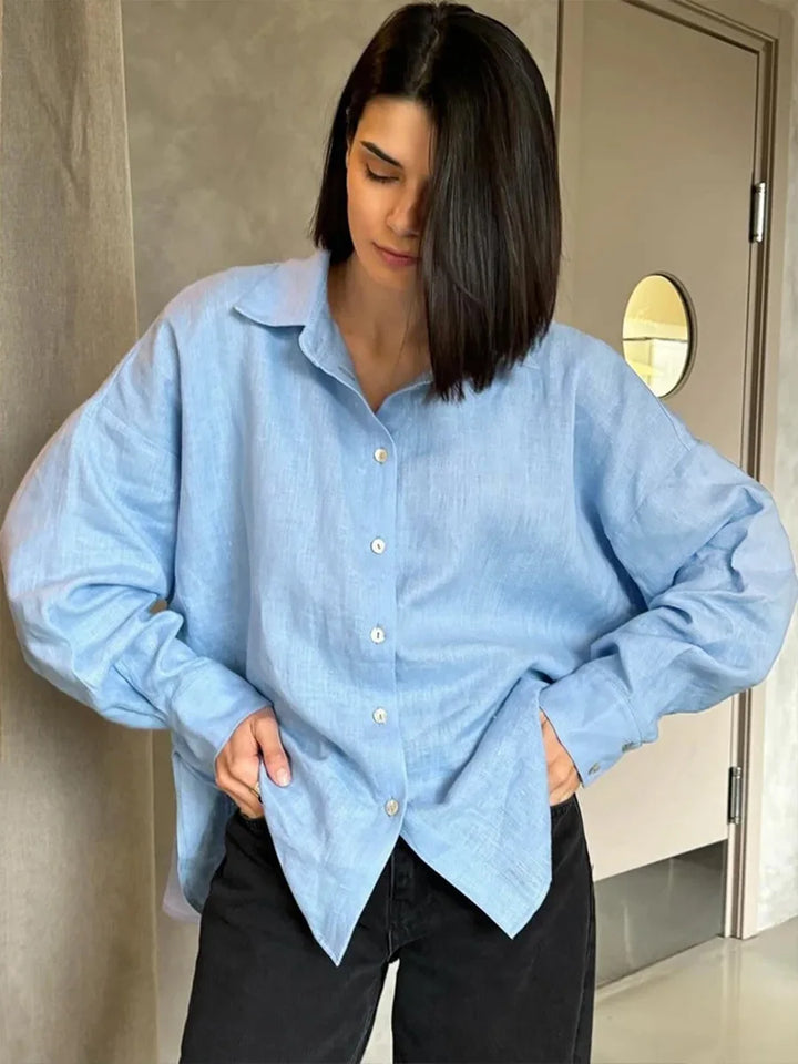 Camicia in cotone leggera e casual da donna