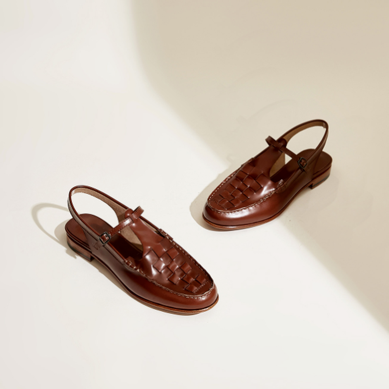 Sandali donna in pelle intrecciata eleganti e confortevoli