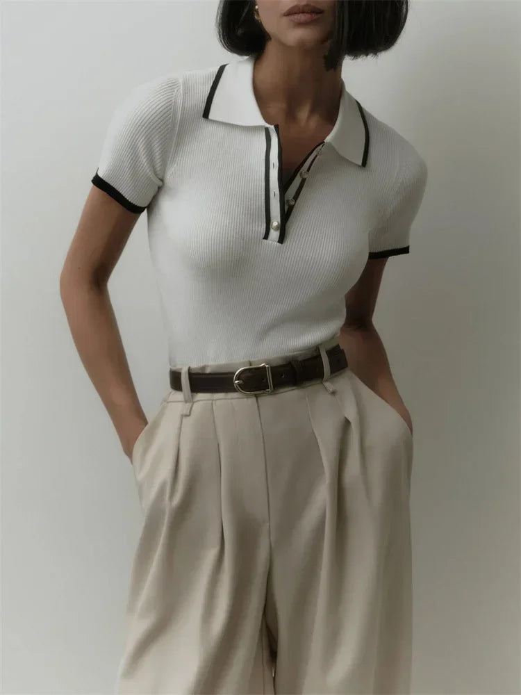 Polo donna elegante e aderente