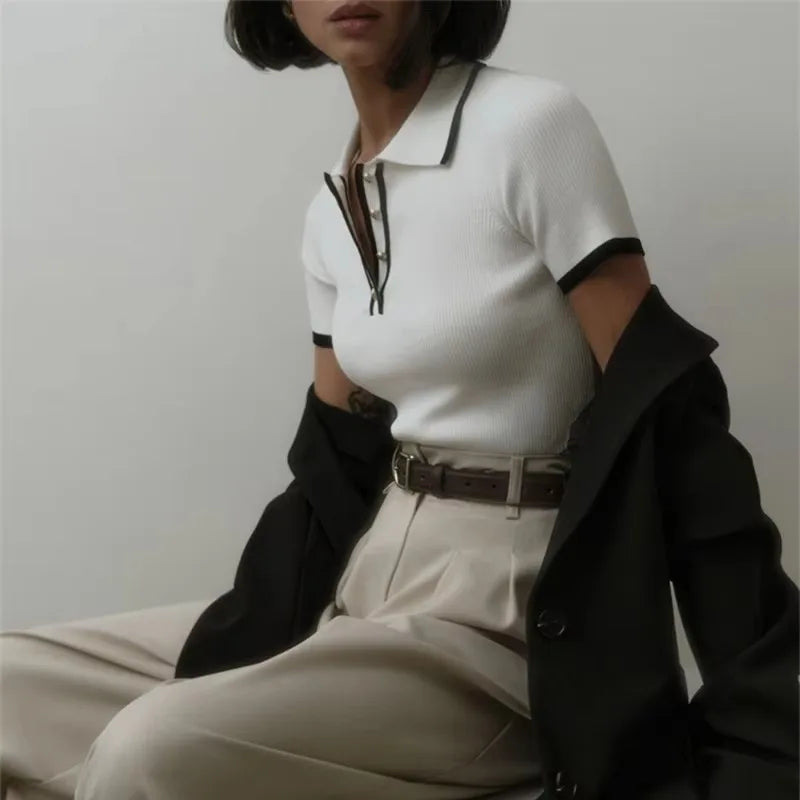 Polo donna elegante e aderente