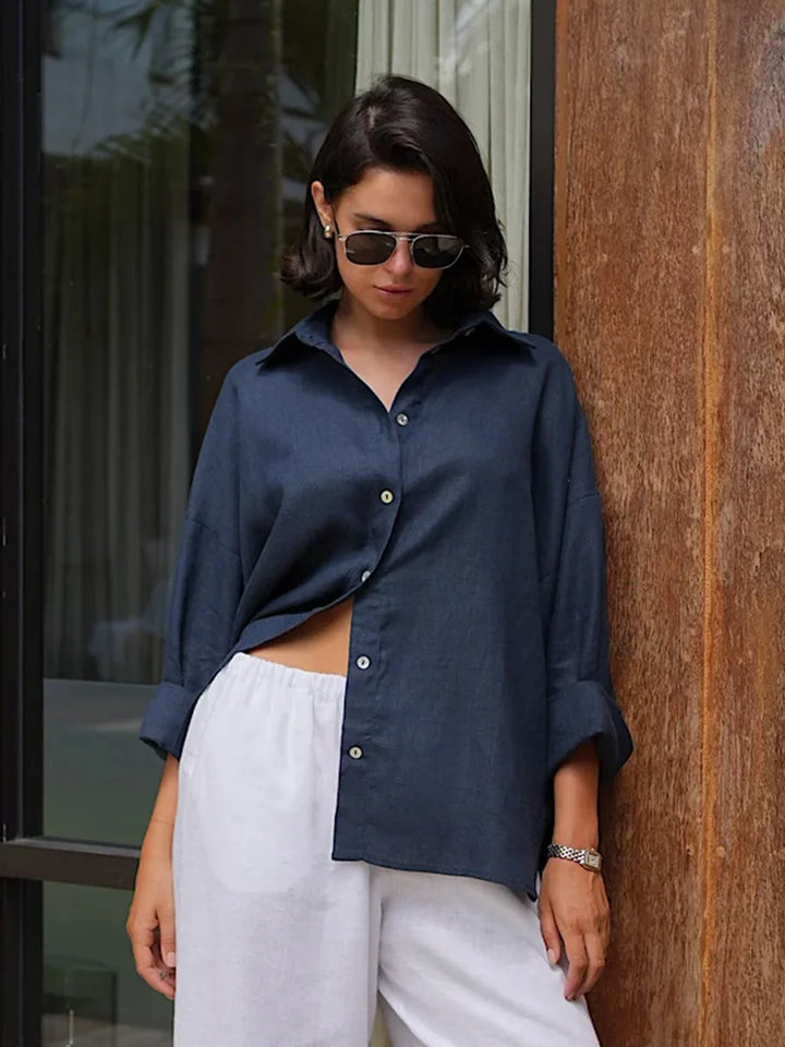 Camicia in cotone leggera e casual da donna