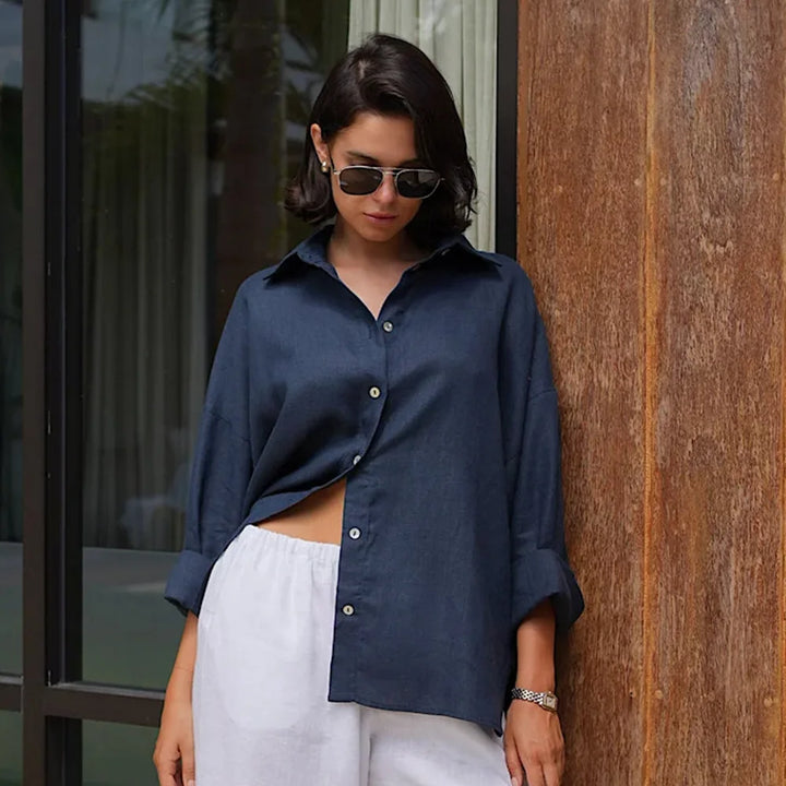 Camicia in cotone leggera e casual da donna