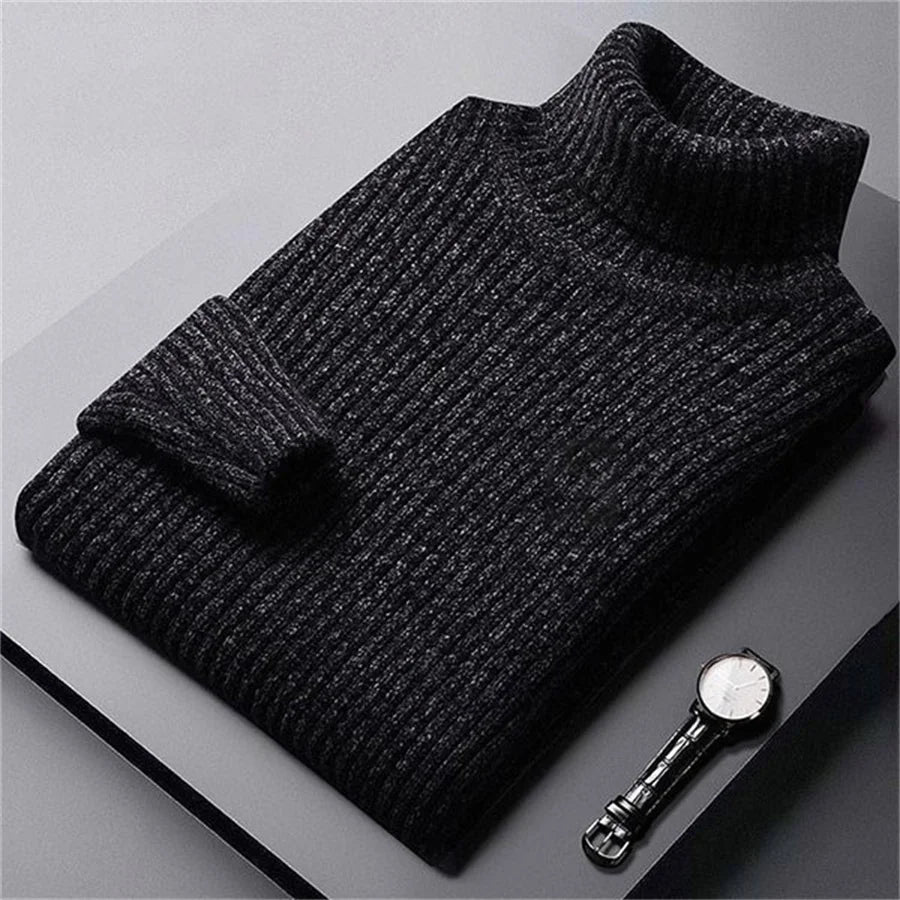 Maglione uomo dolcevita strutturato caldo e aderente