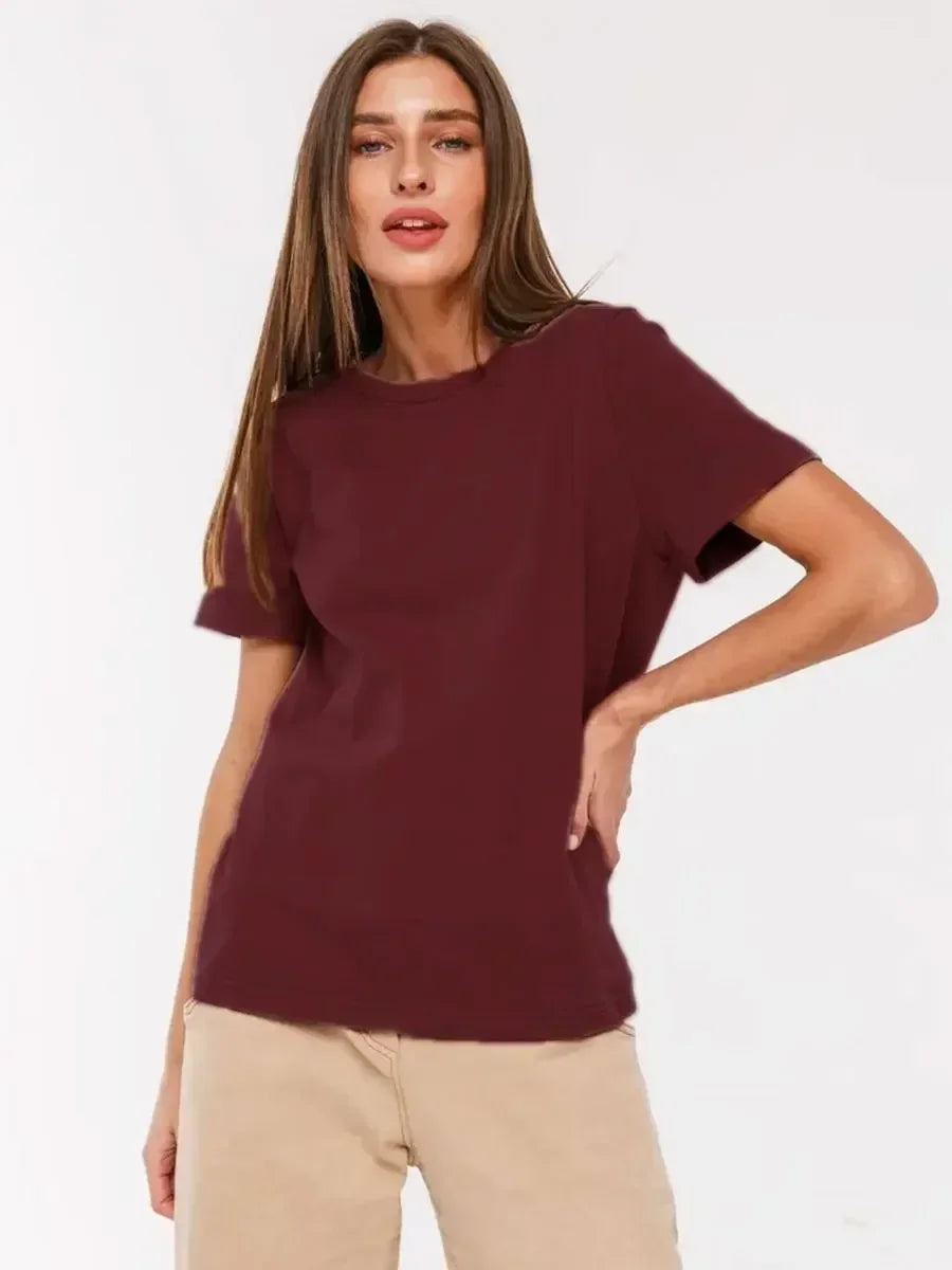 T-shirt donna in cotone 100% essenziale e versatile