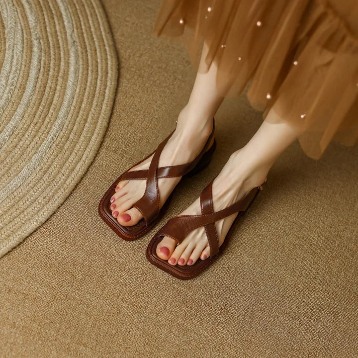 Sandali donna in pelle italiana con fasce incrociate