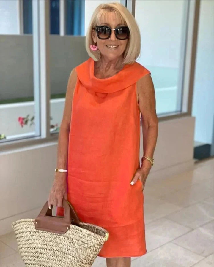 Abito elegante dritto e confortevole per donna