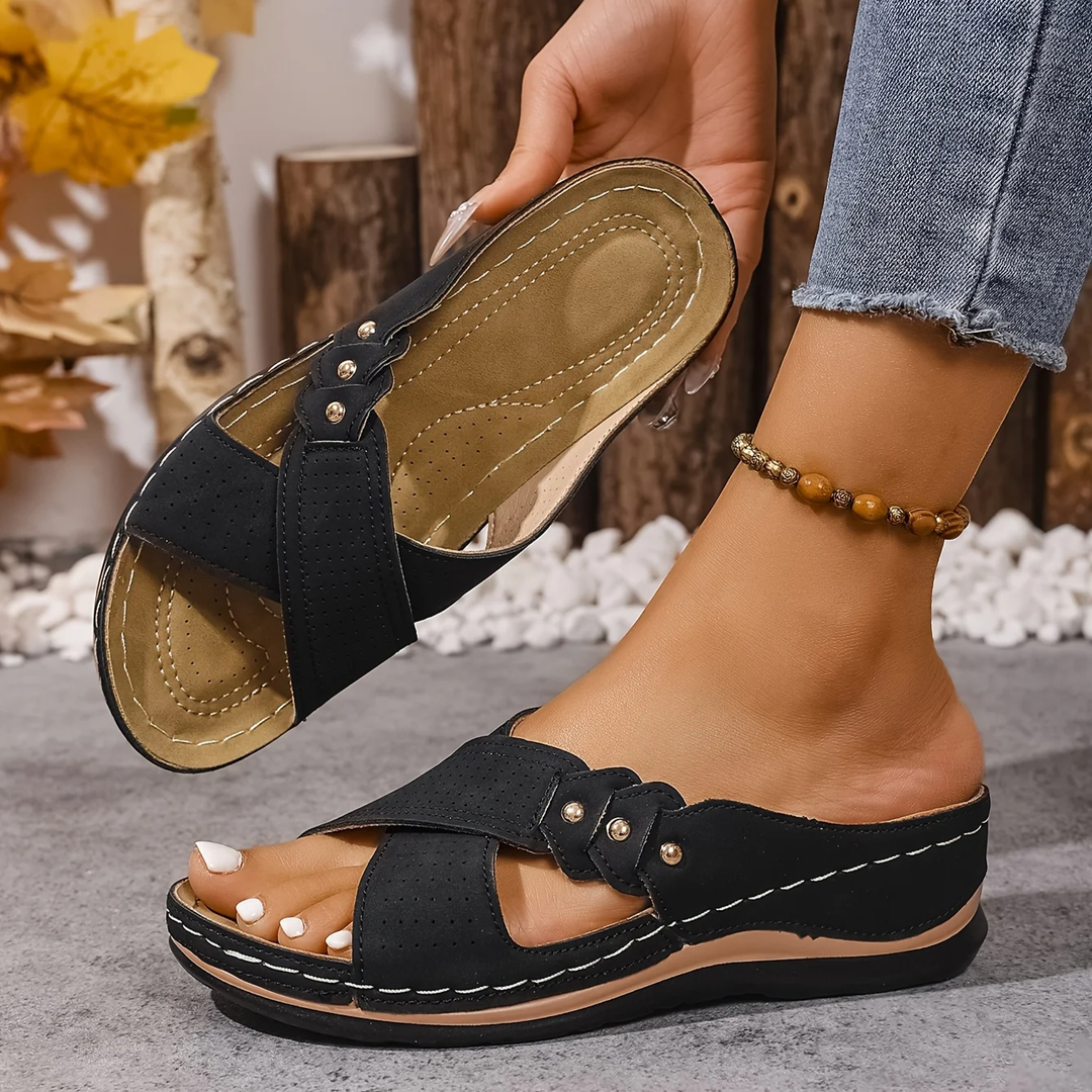 Sandali ortopedici donna con zeppa comoda ed elegante