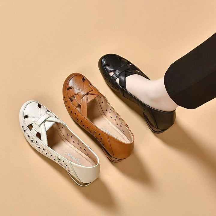 Scarpe slip-on in pelle traforata comode per donna