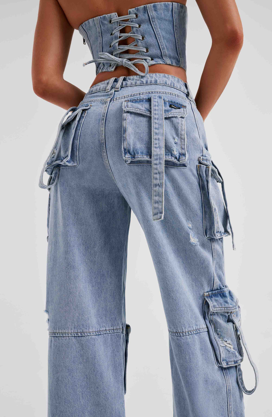 Pantaloni cargo donna in denim blu oversize a vita alta