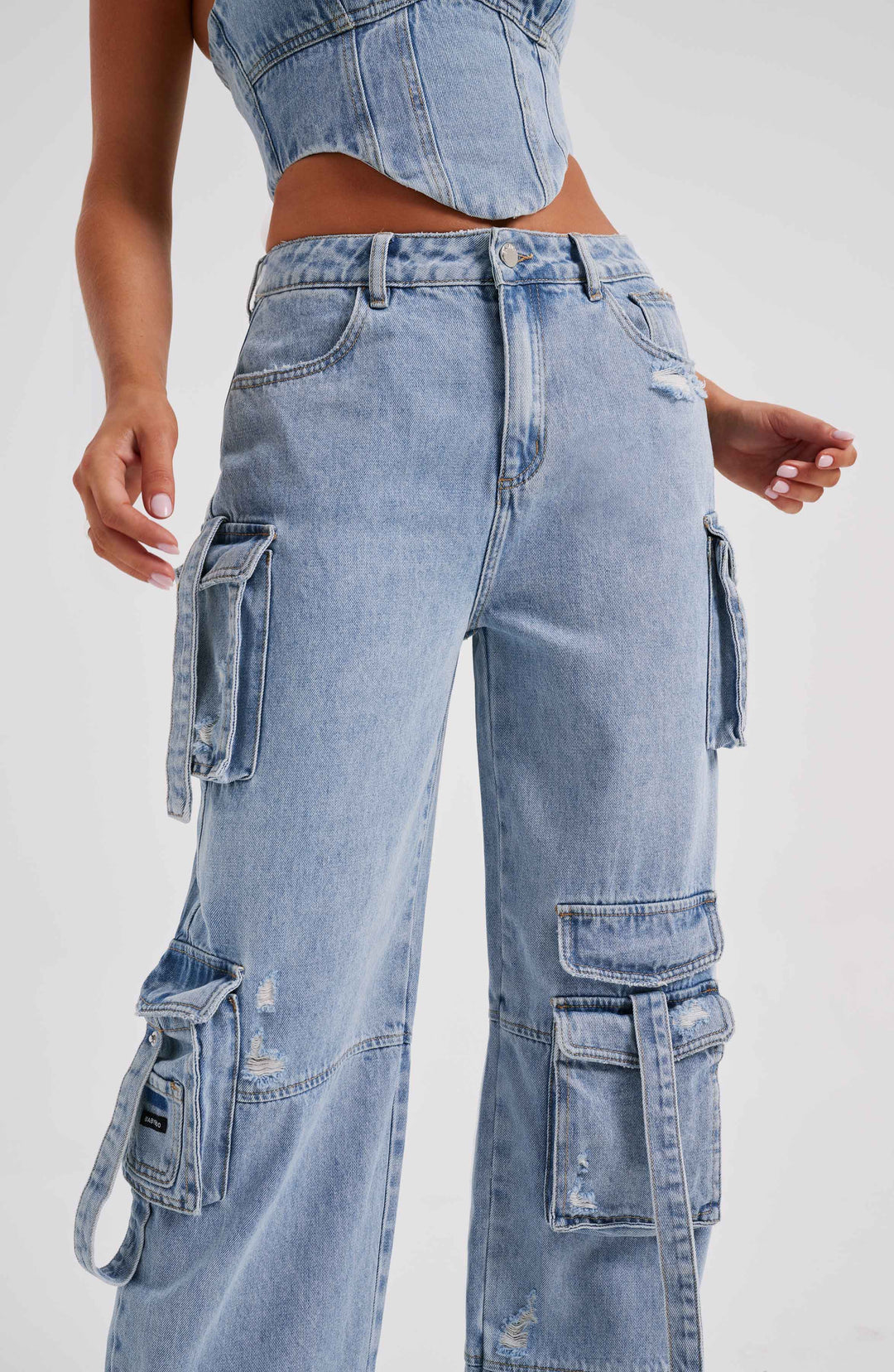 Pantaloni cargo donna in denim blu oversize a vita alta