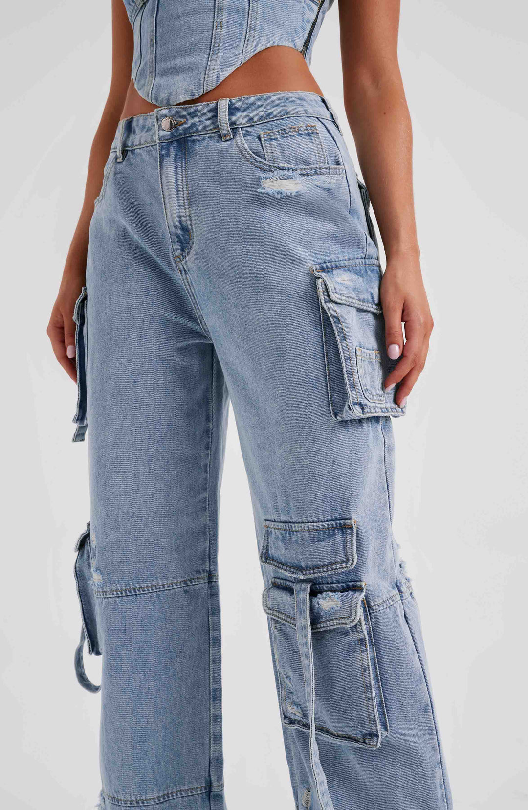 Pantaloni cargo donna in denim blu oversize a vita alta