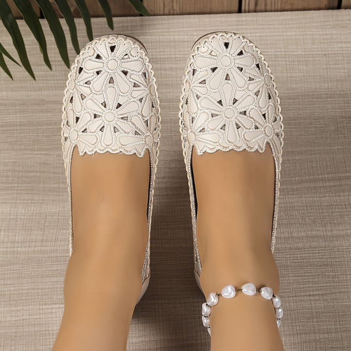Scarpe slip-on traforate eleganti e confortevoli per donna