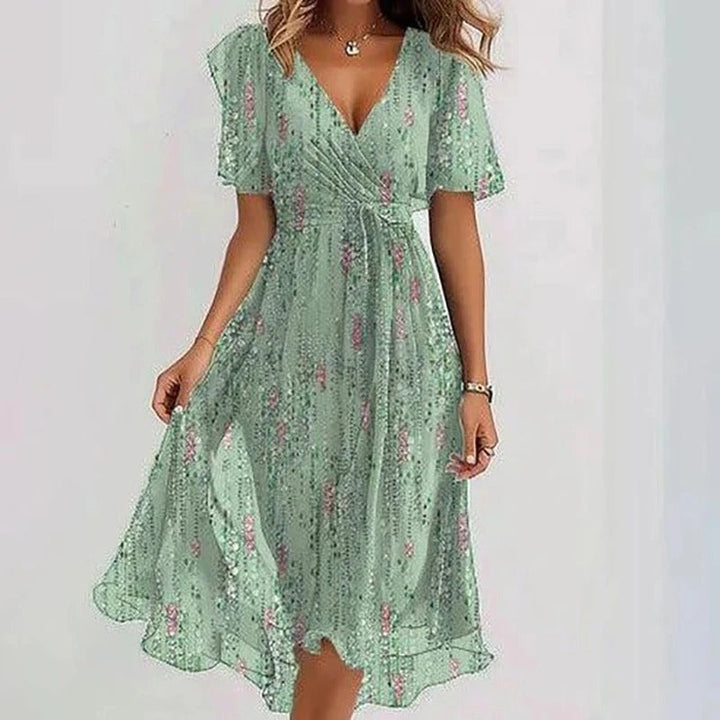 Abito da donna elegante colorato e raffinato