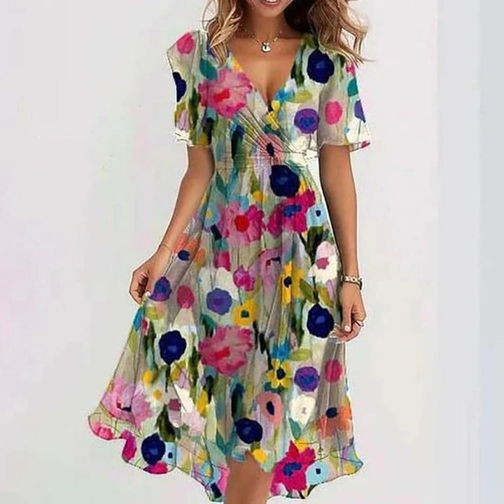 Abito da donna elegante colorato e raffinato