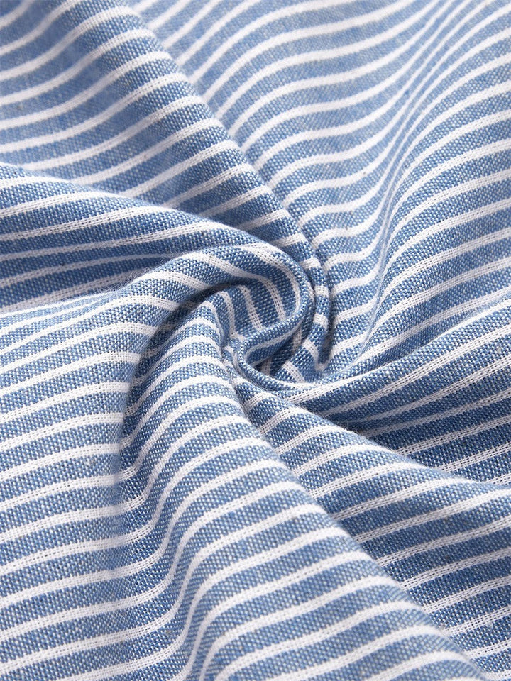 Abito estivo fluido a righe da donna elegante e leggero