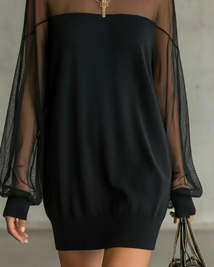 Abito elegante in maglia con maniche in tulle trasparente per donna