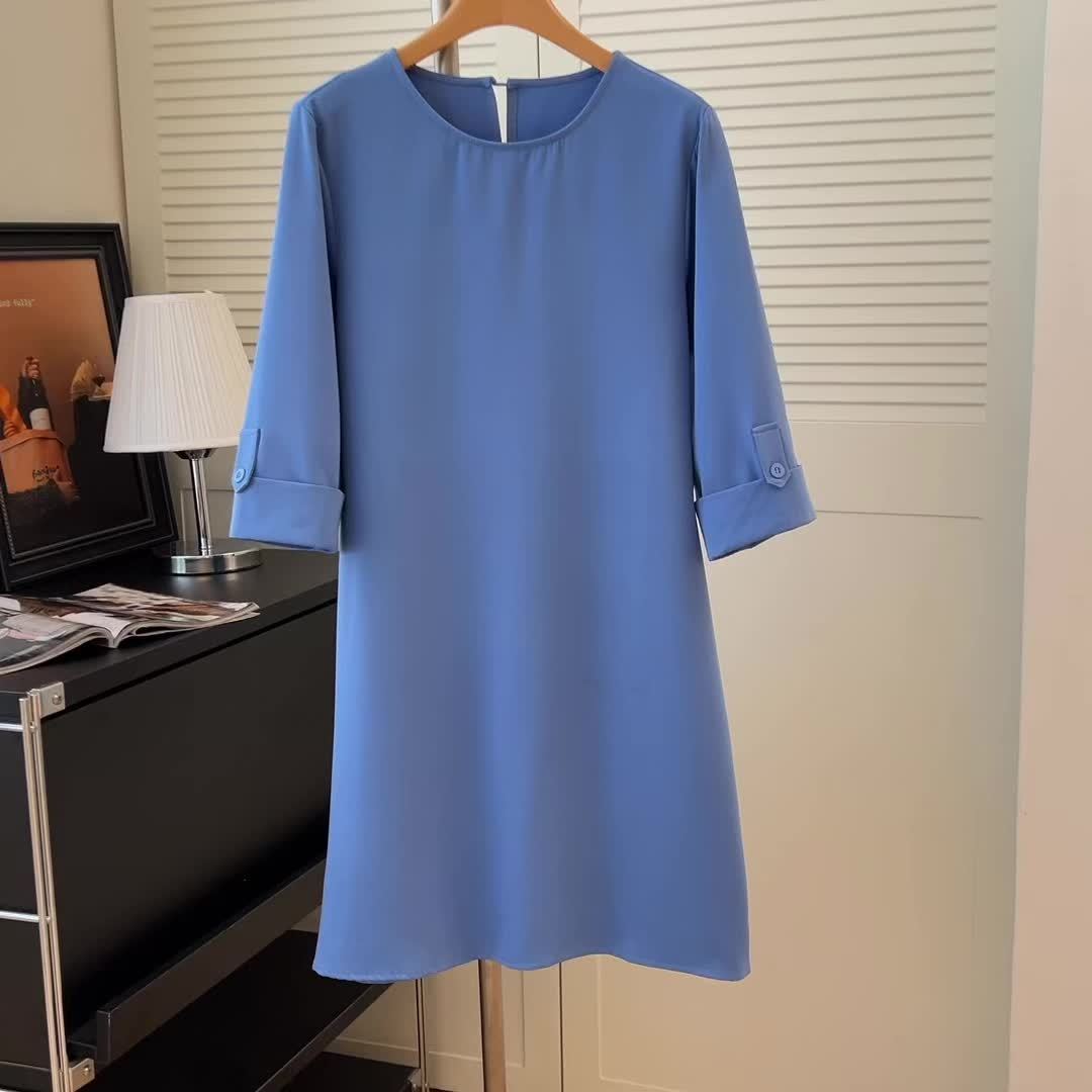 Abito da donna elegante e comodo per uso quotidiano