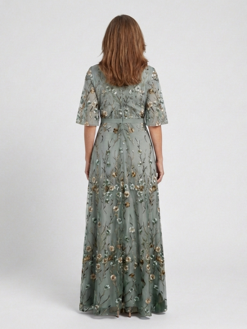 Abito maxi floreale elegante con scollo a V per donna