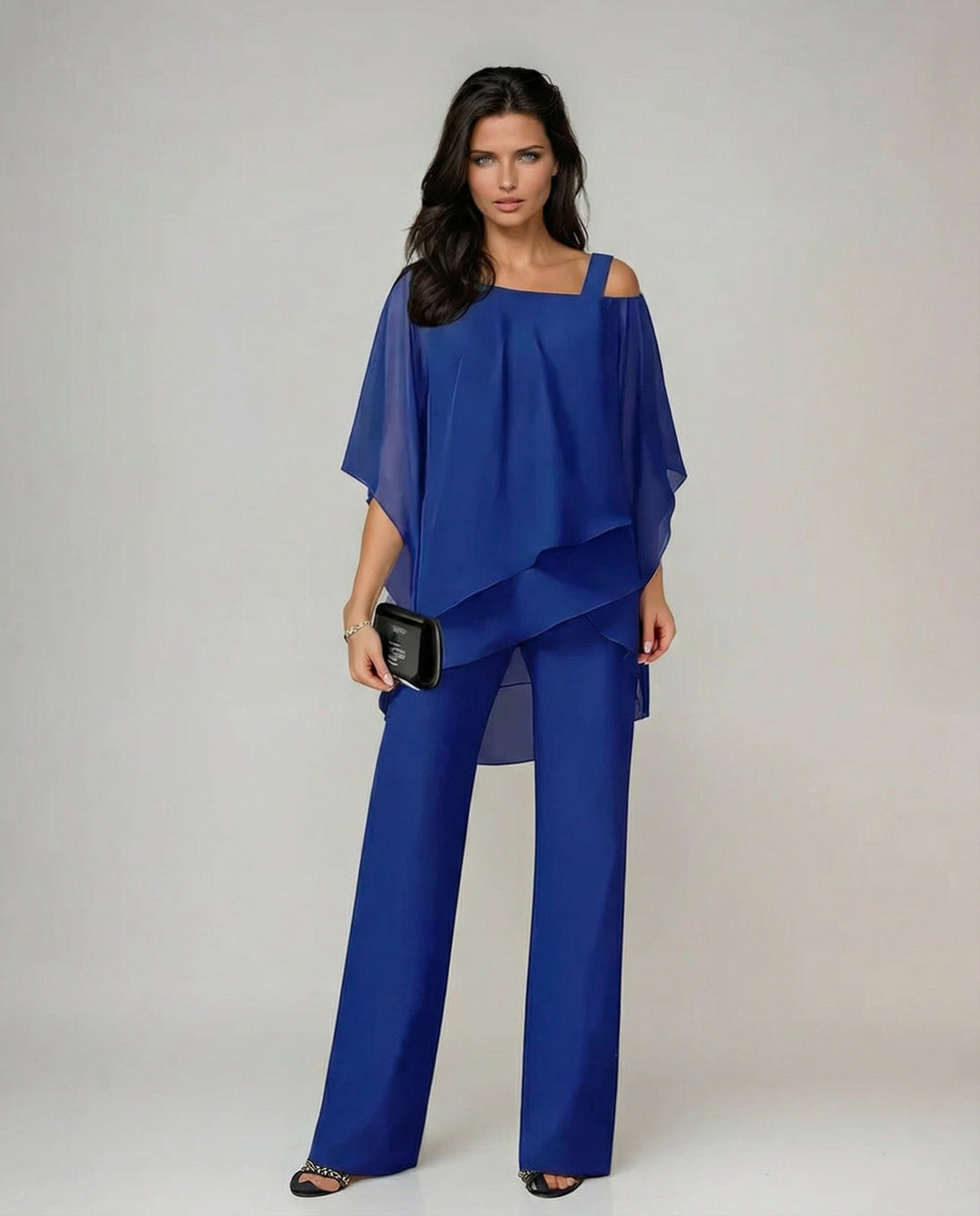 Completo due pezzi da donna elegante e fluido con pantalone ampio