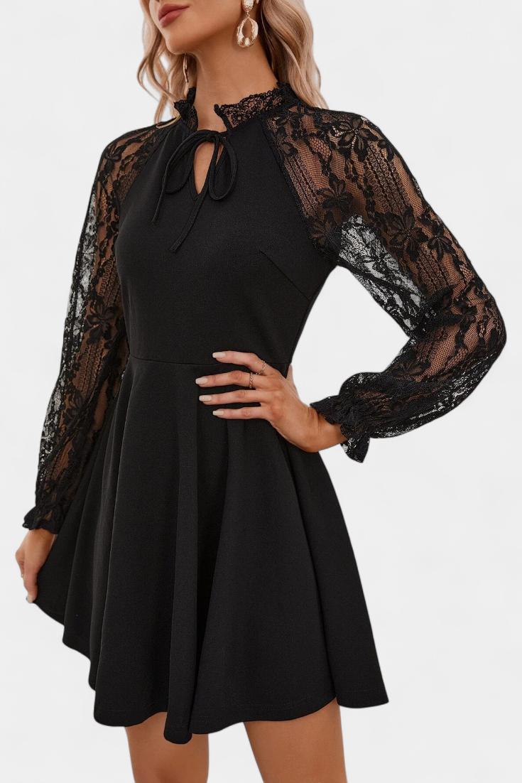 Abito elegante in pizzo con maniche lunghe per donna