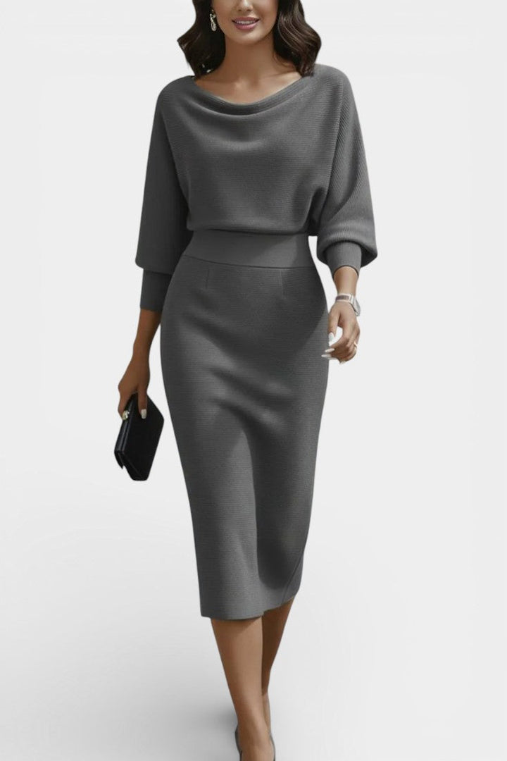 Abito midi elegante con scollo drappeggiato per donna